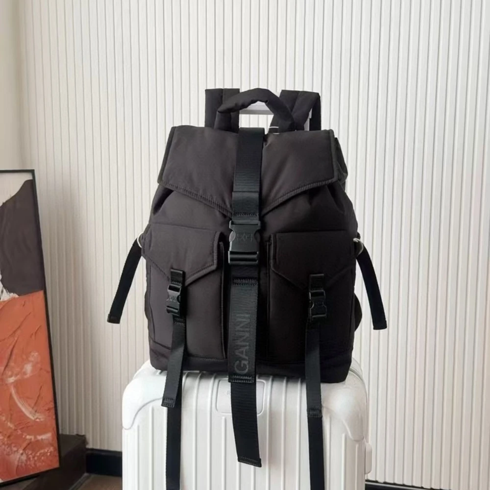 고급스러운 디자인의 리테크 백팩, 여성용 대용량 실용적 - Canvas Backpack Casual 리뷰 및 가격