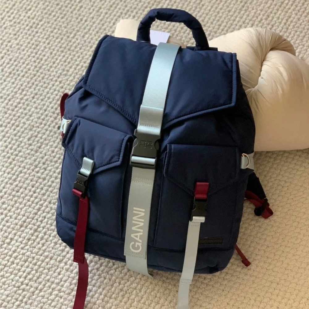 고급스러운 디자인의 리테크 백팩, 여성용 대용량 실용적 - Canvas Backpack Casual 리뷰 및 가격